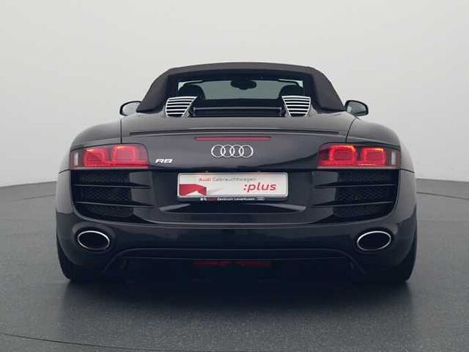 Audi R8 Spyder 5.2 quattro R TRON KERAMIK NAVI LEDER