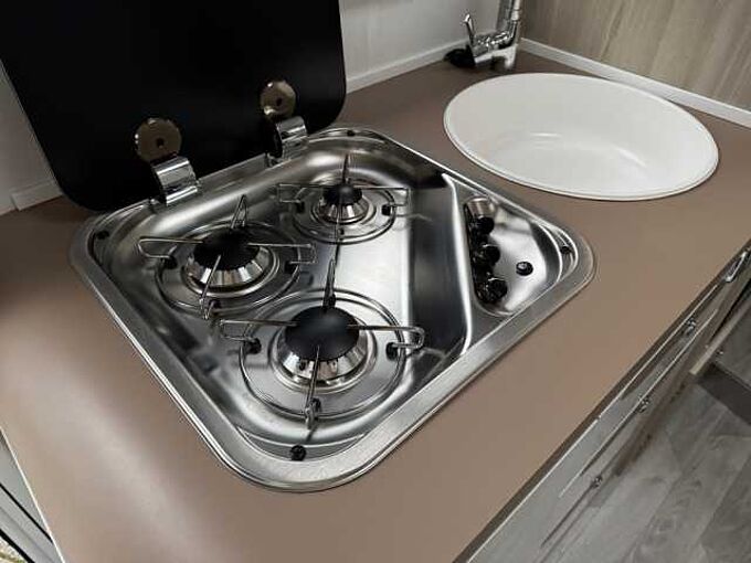 Fiat Ducato Wohnmobil (Ilusion 695) SPÜLE HERD DUSCHE