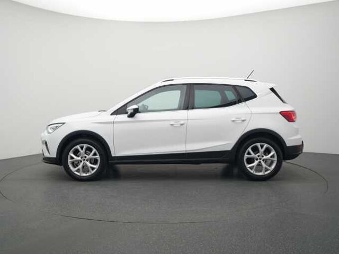 SEAT Arona FR ACC NAVI LED KAM SHZ PDC