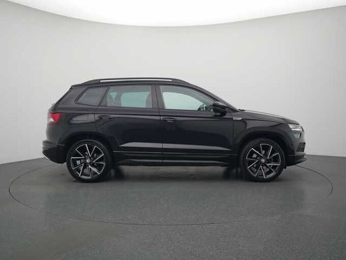 SKODA KAROQ Sportline 4x4 ACC MATRIX PANO NAVI SHZ KAM