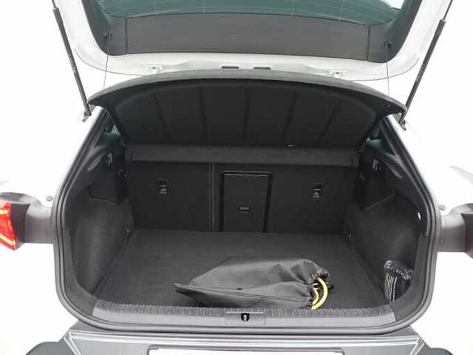 CUPRA Formentor LED ACC SHZ PDC KLIMA KEYLESS