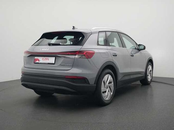 Audi Q4 e-tron NAVI SHZ PANO LED PDC