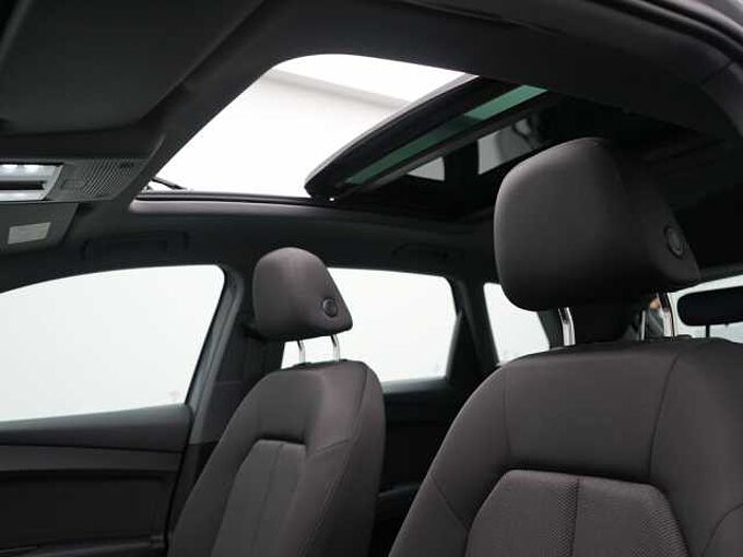 Audi Q4 e-tron VIRT PANO SHZ NAVI PDC