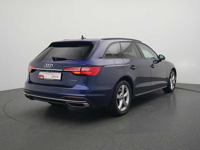Audi A4 Avant quattro S-TRON STANDHZ NAVI PANO SHZ