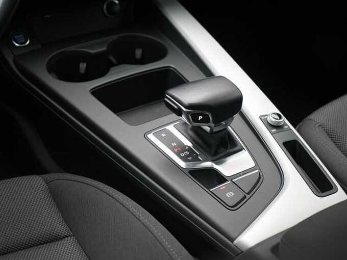 Audi A4 Avant quattro STRON LENKRADHZ APP NAVI SHZ