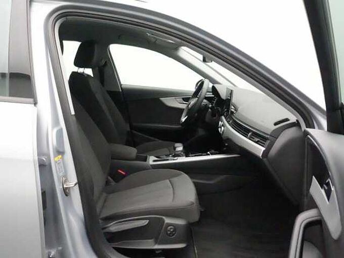 Audi A4 Avant S-TRON ACC AHK SHZ APP NAVI PDC