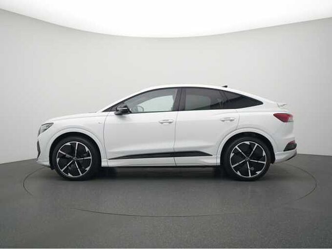Audi Q4 Sportback S line PANO SONOS ACC NAVI RAUTE