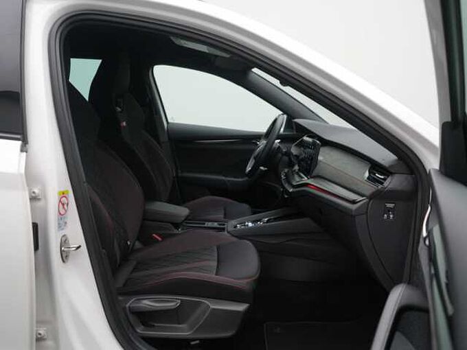 SKODA OCTAVIA Combi iV RS DSG SHZ LED PDC VIRT APP