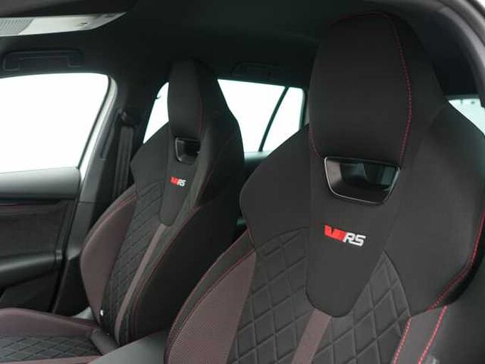 SKODA OCTAVIA Combi iV RS DSG SHZ LED PDC VIRT APP