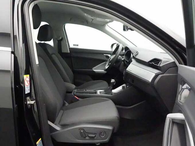 Audi Q3 Sportback S line STRON VIRT APP LED PDC