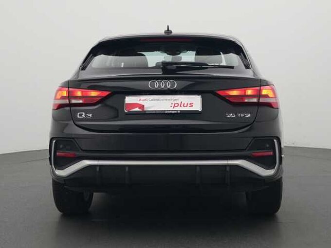 Audi Q3 Sportback S line S TRON KAM NAVI ACC SHZ