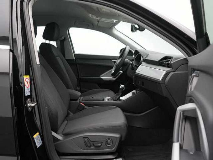 Audi Q3 Sportback TFSI S line S-TRON APP LED SHZ PDC