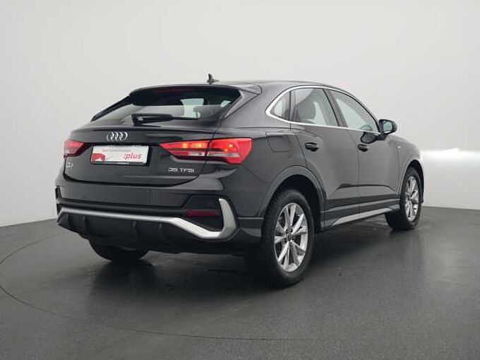 Audi Q3 Sportback S line S-TRON KAM NAVI VIRT ACC