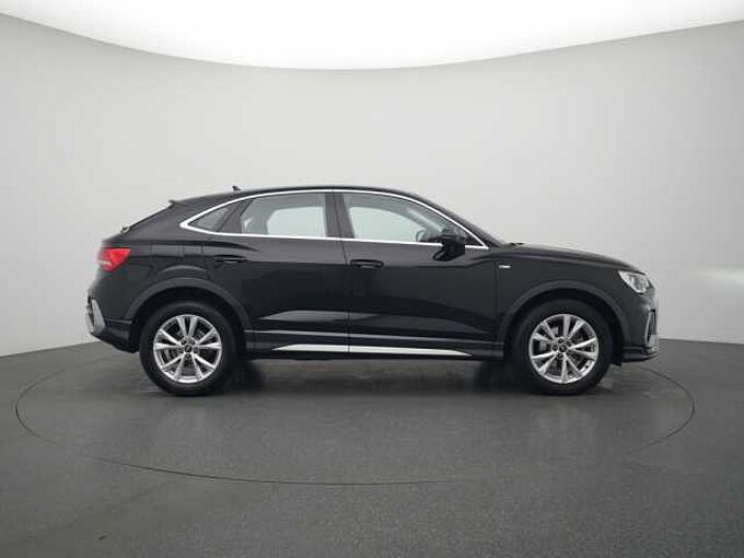 Audi Q3 Sportback S line S-TRON KAM NAVI VIRT ACC