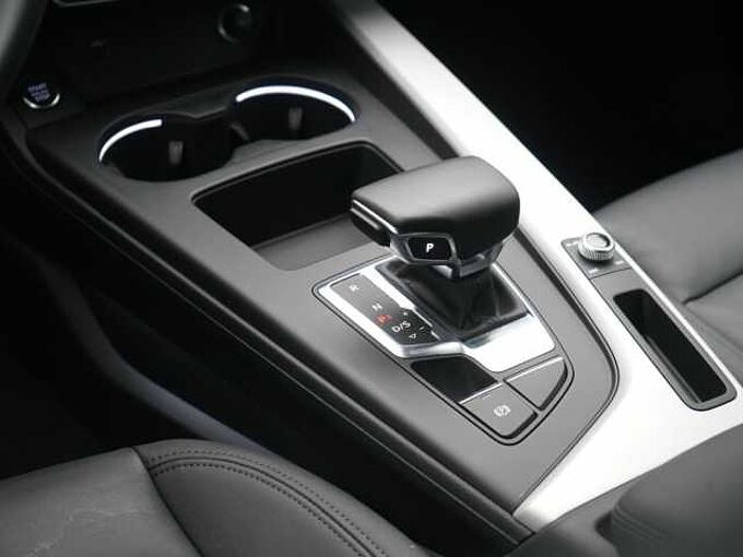 Audi A4 Avant quattro S line LEDER NAVI ACC VIRT