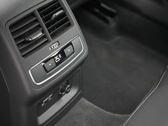 Audi A4 Avant quattro S line LEDER NAVI ACC VIRT