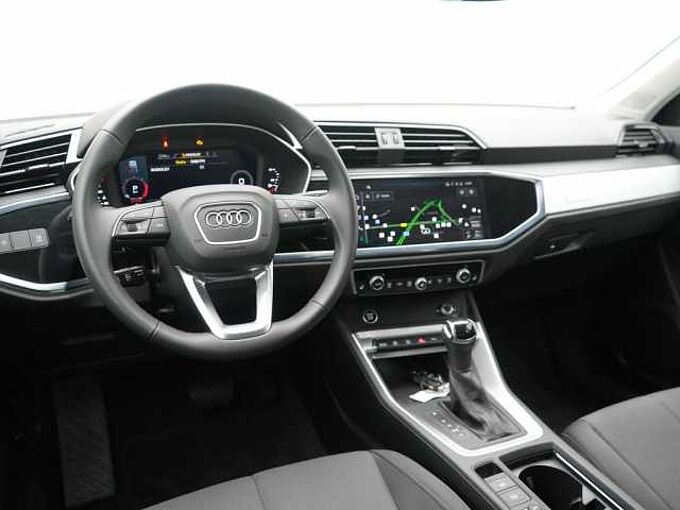 Audi Q3 Sportback S line ACC SHZ AHK NAVI LED APP