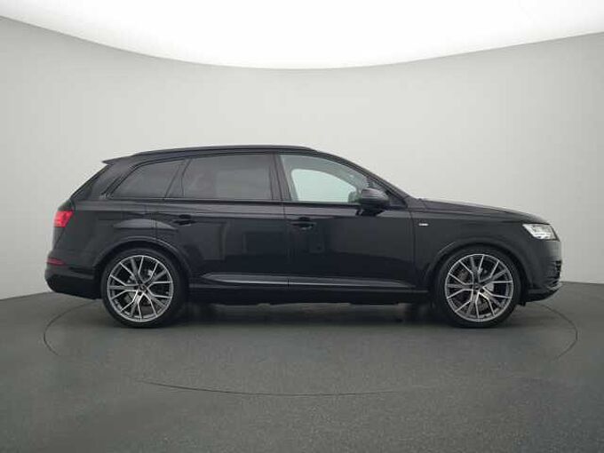 Audi Q7 50 TDI S Line ACC AHK NAVI PANO BOSE STANDHZ