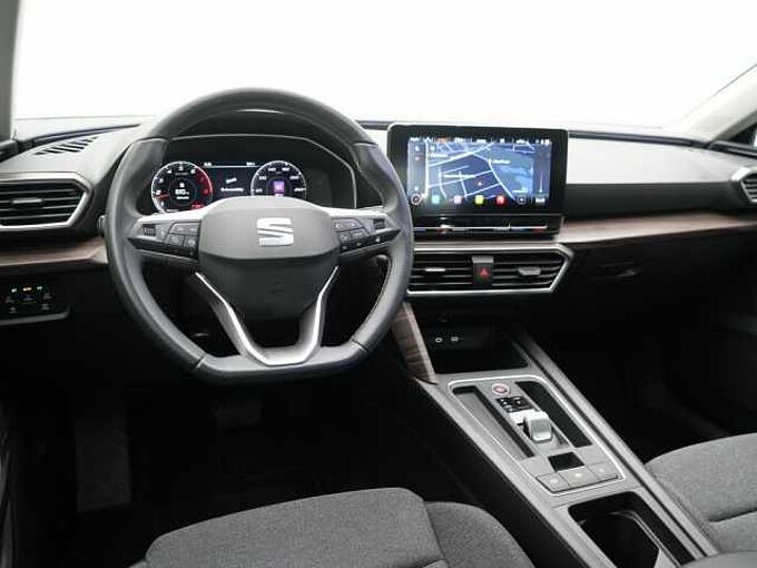 SEAT Leon eTSI Xcellence DSG NAVI VIRT APP SHZ