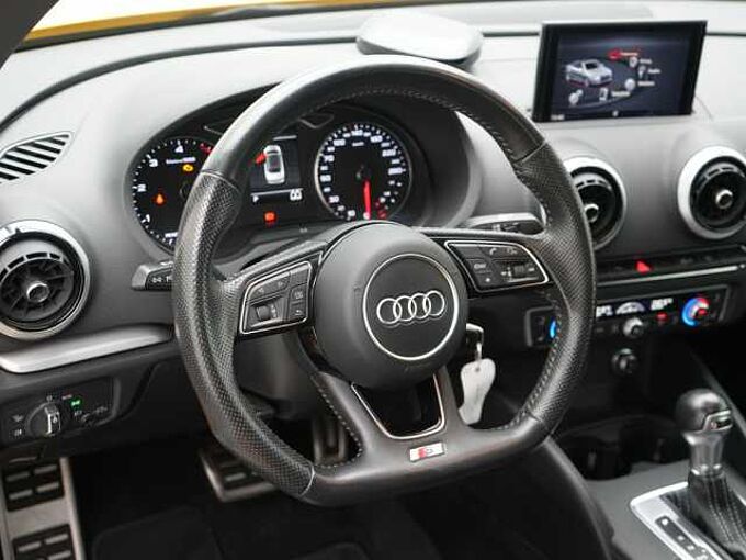 Audi A3 STRON LED PDC SHZ KOPFRAUMHEIZUNG