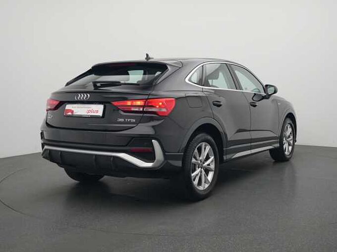 Audi Q3 Sportback S line S TRON AHK NAVI ACC SHZ LED