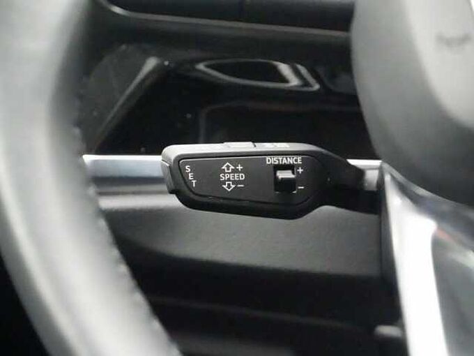 Audi Q3 Sportback S line S TRON AHK NAVI ACC SHZ LED