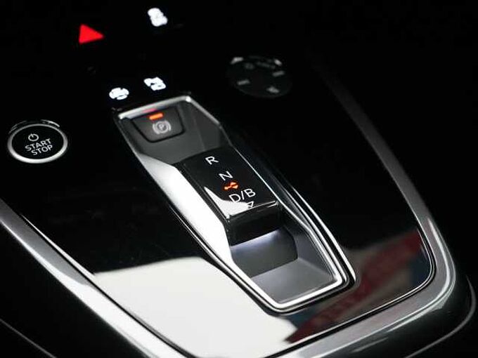 Audi Q4 e-tron S line PANO MATRIX NAVI VIRT ACC LEDER