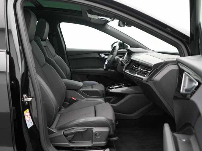 Audi Q4 e-tron S line PANO MATRIX NAVI VIRT ACC LEDER