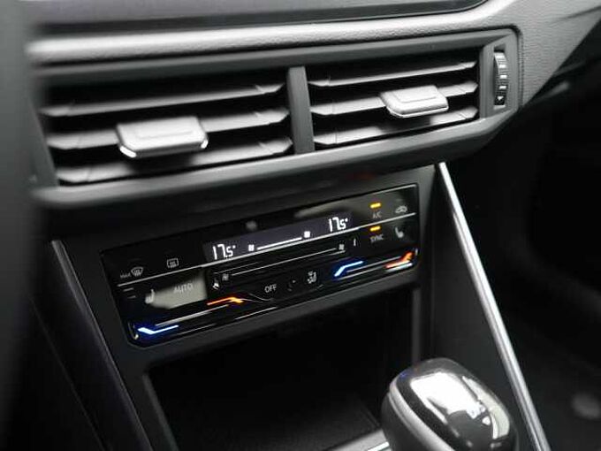 Volkswagen Polo DSG PDC KLIMA VIRT