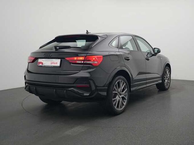Audi Q3 Sportback S line STRON APP SPORTSITZE PDC
