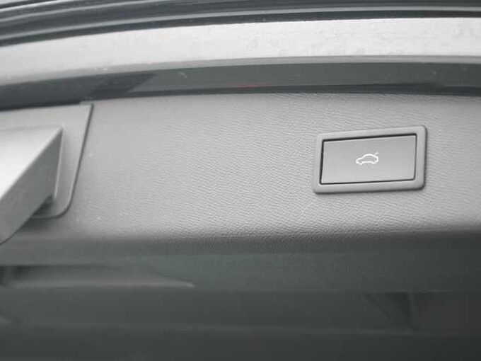SEAT Leon ST Style DSG KAM LED CARPLAY PDC VIRT LED