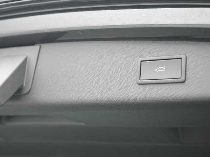 SEAT Leon Sportstourer eTSI DSG KAM APP LED KAM