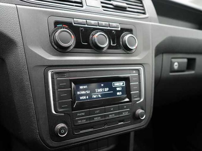 Volkswagen Caddy Kasten STANDHZ AHK PDC KLIMA