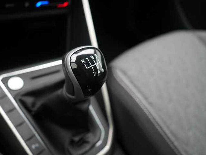 Volkswagen Taigo Move APP CONNECT KEYLESS PDC LED