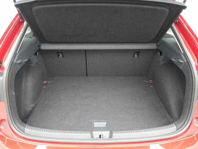 Volkswagen Taigo TSI Style DSG VIRT SHZ ACC