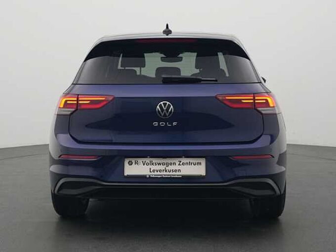 Volkswagen Golf VIII Life DSG NAVI VIRT ACC LENKRADHZ KAM