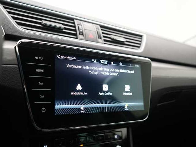 SKODA SUPERB Combi DSG ACC 360° AHK NAVI VIRT SHZ