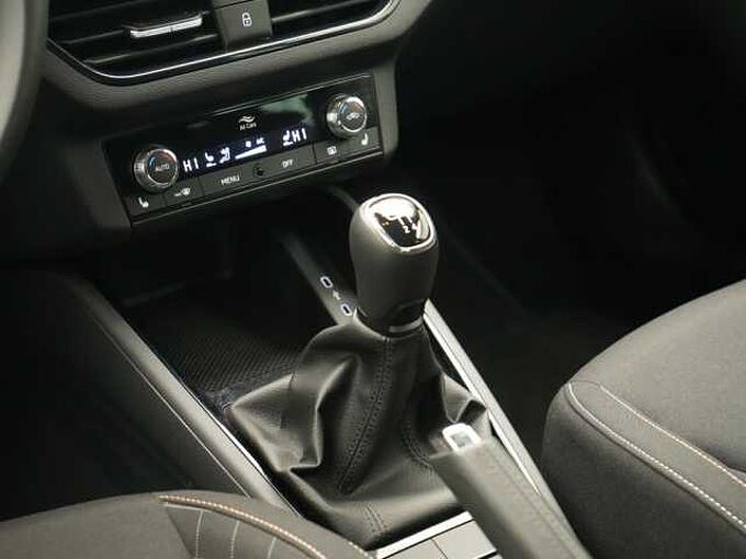 SKODA KAMIQ TSI Selection SHZ PDC APP CONNECT VIRT