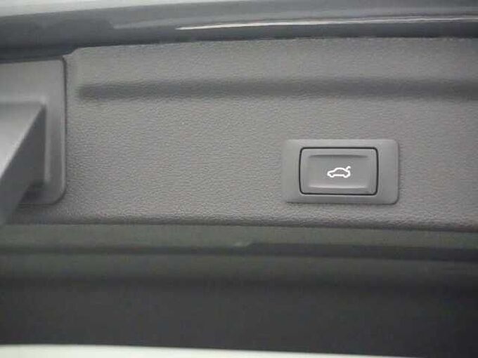 Audi Q3 Sportback e S line AHK NAVI VIRT MATRIX