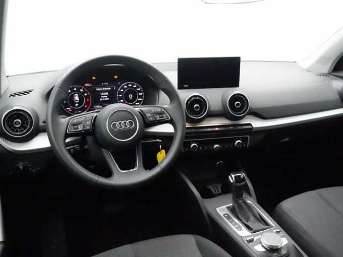 Audi Q2 advanced S-TRON KAM ACC SHZ APP PORT NAVI