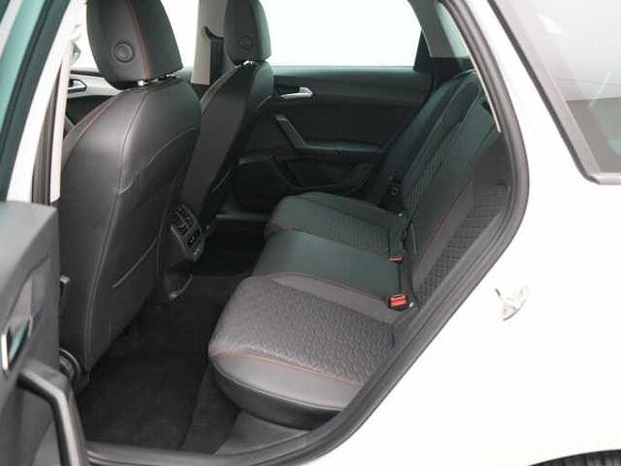 SEAT Leon ST FR DSG ACC CARPLAY NAVI KAM SHZ