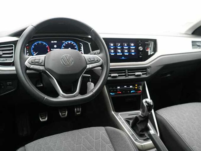 Volkswagen Polo Move APP CONNECT LED SHZ PDC