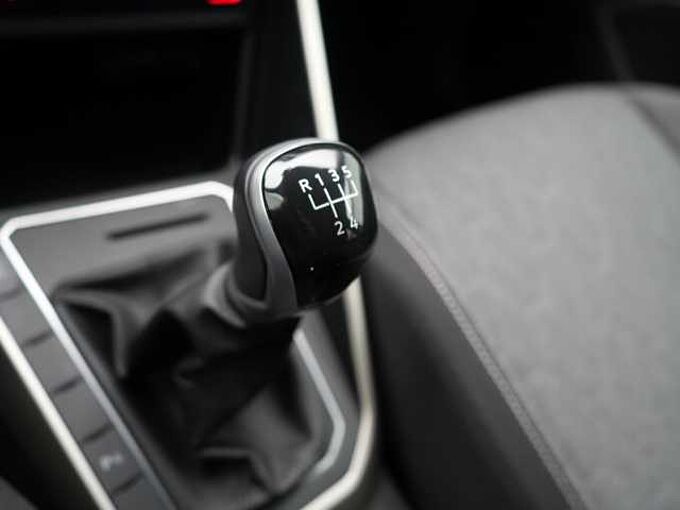 Volkswagen Polo Move APP CONNECT LED SHZ PDC