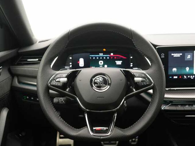 SKODA OCTAVIA Combi RS DSG NAVI VIRT APP KAM KEYLESS