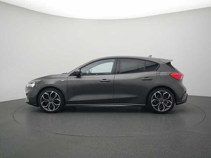 Ford Focus SHZ NAVI LED VIRT PDC KAM