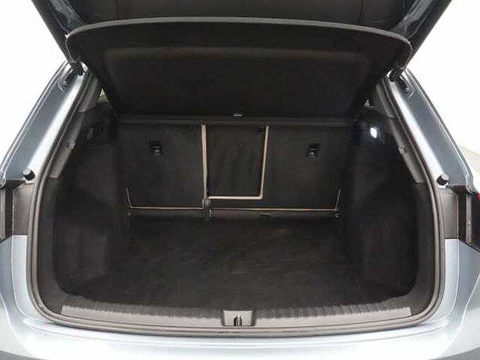 Audi Q4 e-tron LED SHZ LENKRADHZ APP CONNECT NAVI ACC