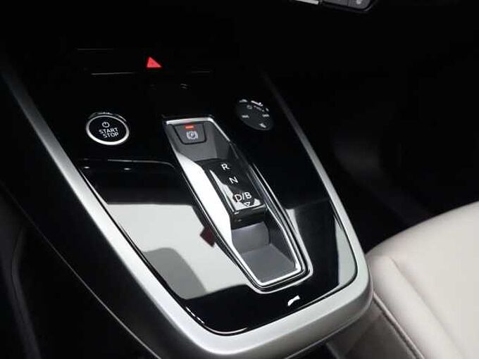 Audi Q4 e-tron PANO NAVI VIRT ACC KAM APP SHZ LED PDC