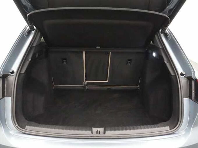 Audi Q4 e-tron PANO NAVI VIRT ACC KAM APP SHZ LED PDC