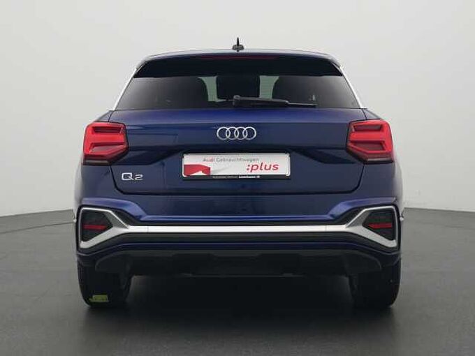 Audi Q2 S line AHK CARPLAY PDC SHZ LEDER