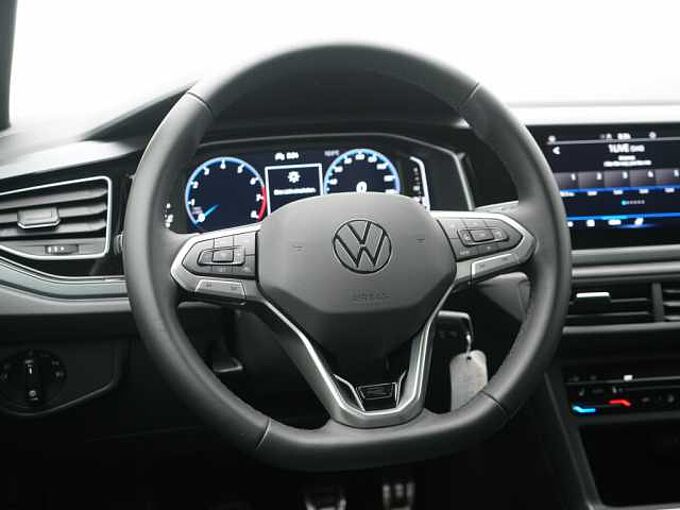 Volkswagen Taigo TSI R-Line ACC KAM APP SHZ PDC